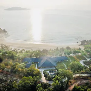 https://diamond-bay-condotel-resort-nha-trang.nhatrangbesthotels.com